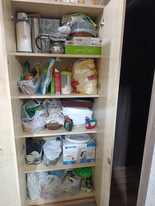 Продам Шкаф с полками