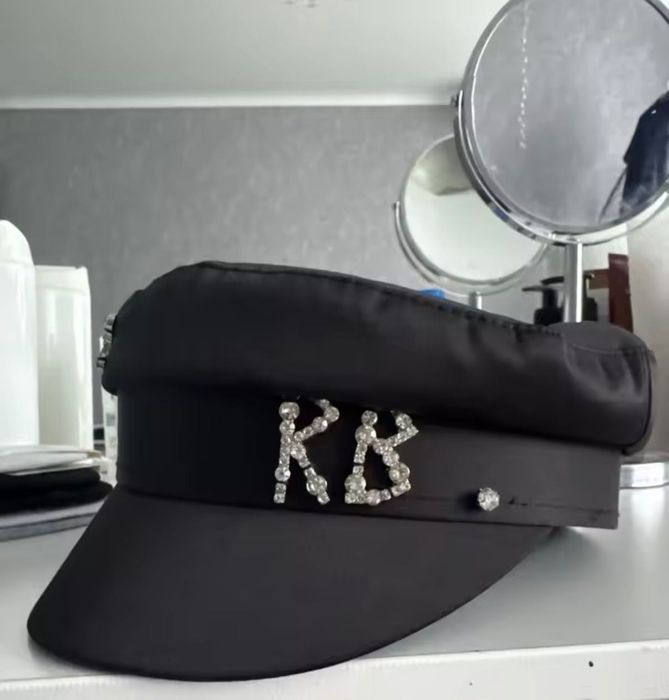 Дамска шапка модел на Ruslan Baginsky