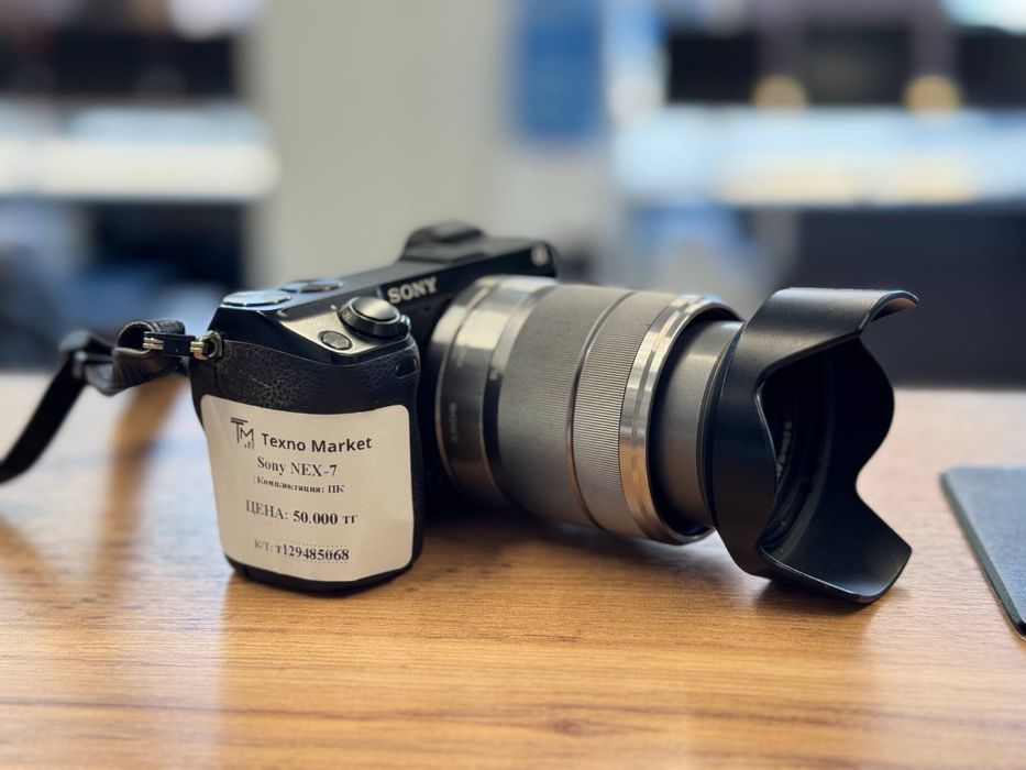 SONY Nex-7 Комплектация: полная