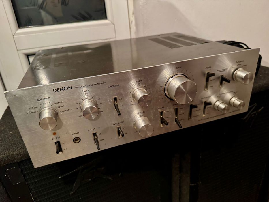 De vanzare proba la fata locului