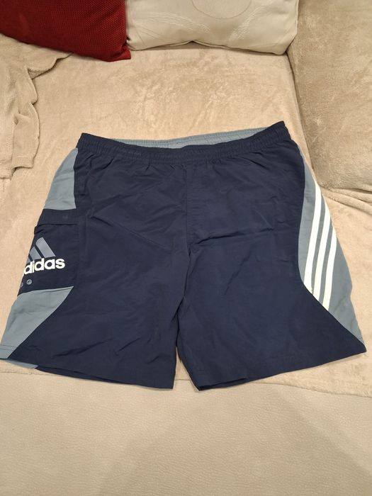 Къси панталони Adidas размер Л