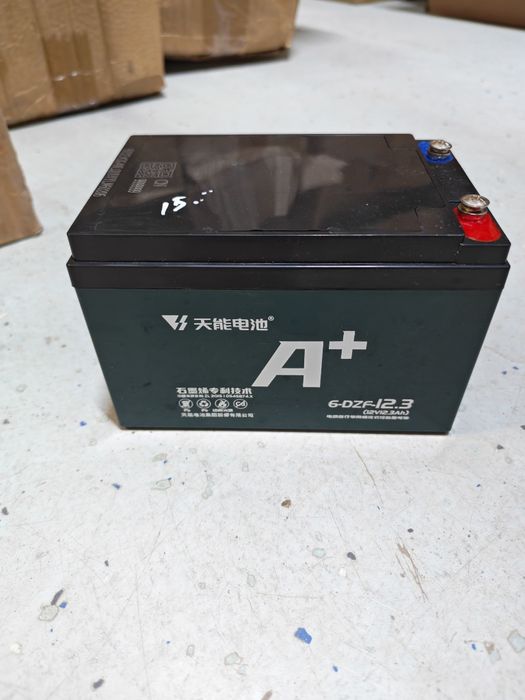 Акумулятор 12в 12а