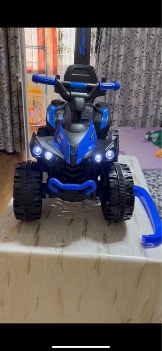 Atv copii cu maner
