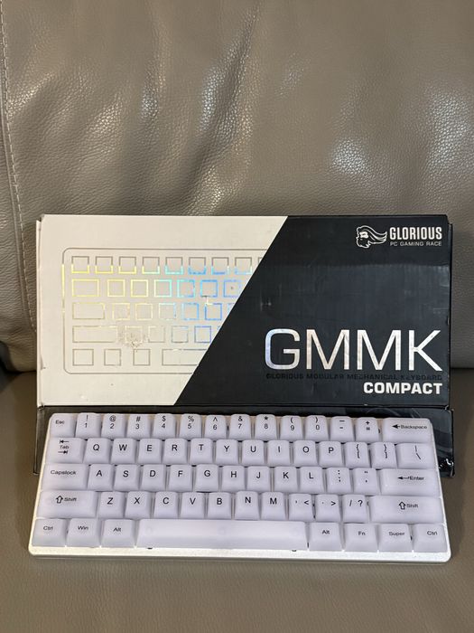 Custom Glorious GMMK Compact клавиатура– Gateron Oil King V2