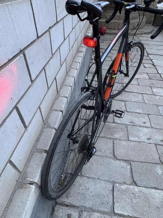 Продам велосипед Giant Contend 1 шоссейный