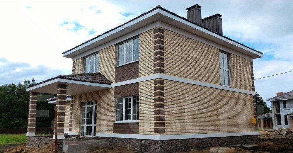 Облицовочный коричневый кирпич