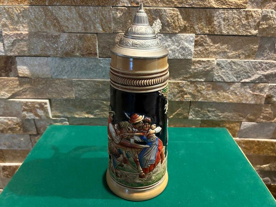 Halbe germane pentru bere din ceramica si sticla, de colectie