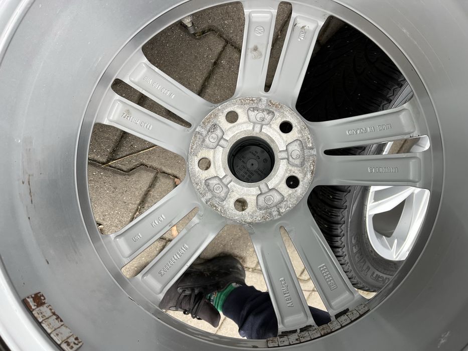 Jante 5x112mm, anvelope iarna 235/55 R18, VW Tiguan Audi Q3 Seat Skoda