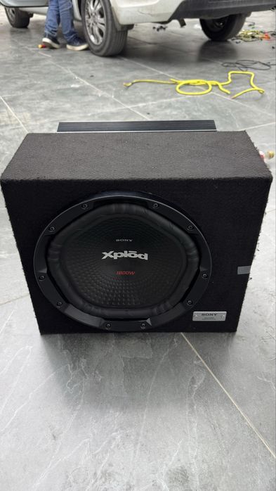 Сабвуфер SONY XPLOD с усилителем в комплекте