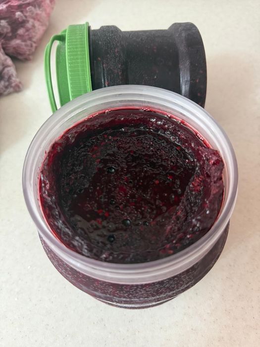 Малиновое ,клубничное ,ежемалиновое  3000 тенге