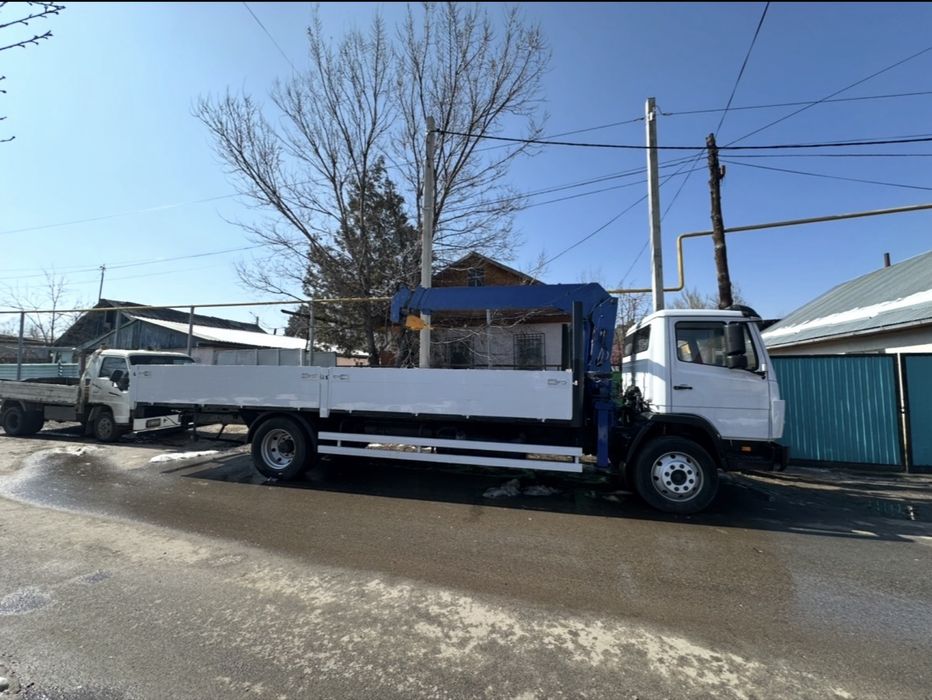 Продам Meecedes Benz манипулятор