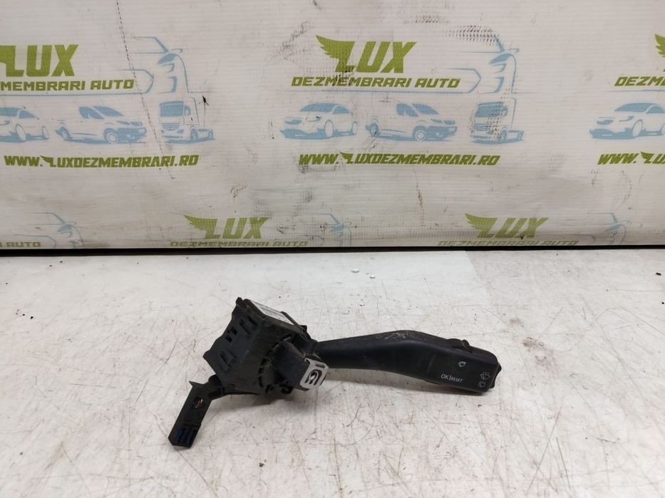 Maneta stergatoare stergator 1k0953519a Volkswagen Passat B6 [2005 -