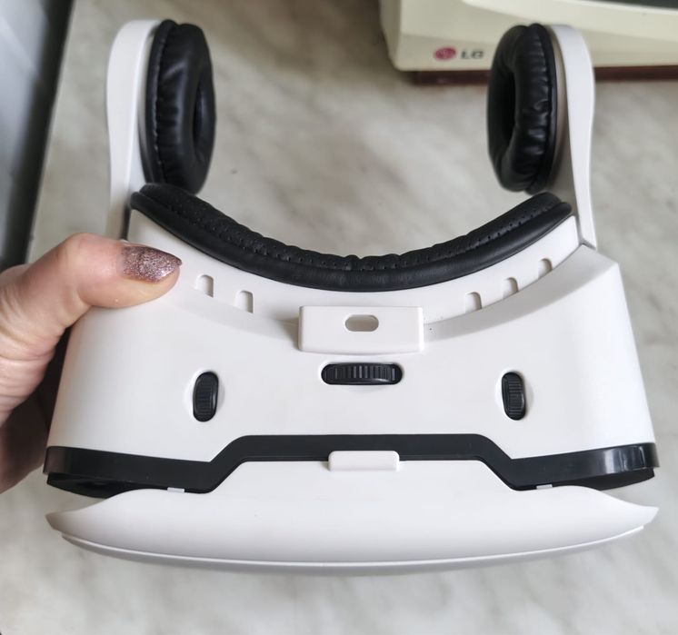 Очки виртуальной реальности VR Shinecon с наушниками