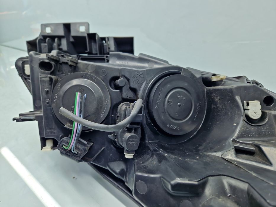 Far stanga Renault Scenic 3 (J95) Facelift [Fabr 2009-2015] 89902928