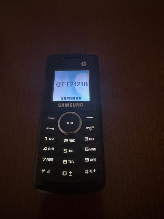 Telefon cu butoane Samsung GT2121B, retea Orange, perfect functional