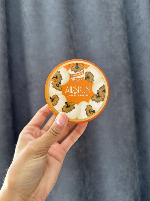 Тоналка Армани, хайлайтер Диор, пудра (косметика)