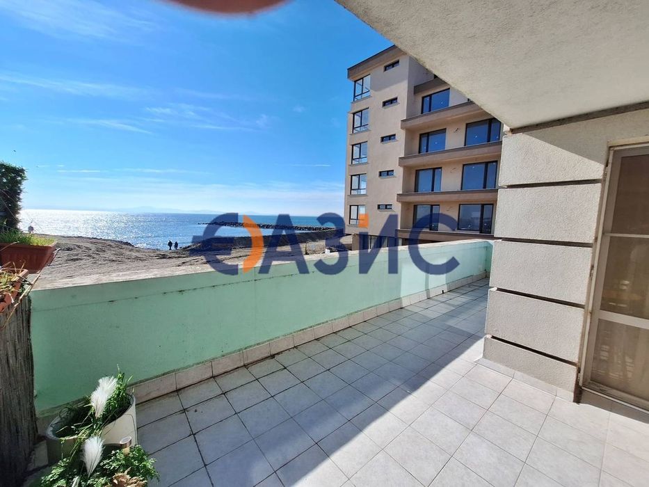 Продава се Тристаен апартамент в Поморие - 101 кв.м за 828 €/кв.м - Снимка #2