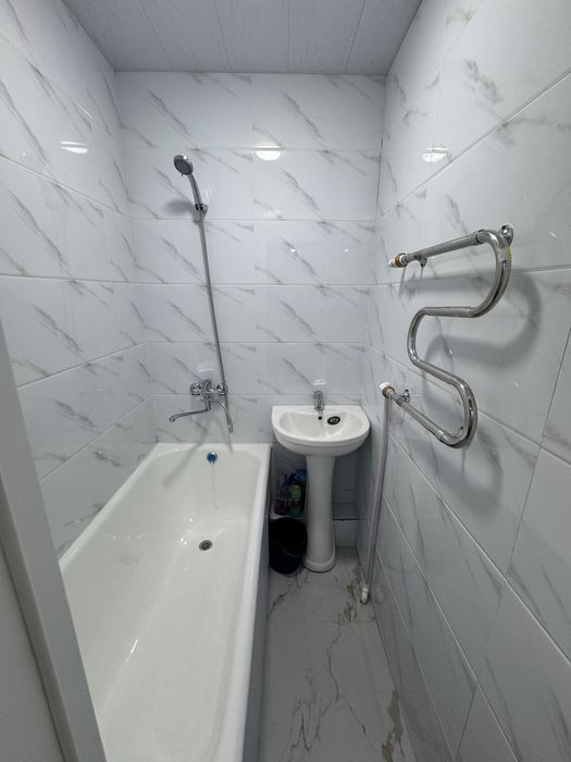 5 хона 5-этаж.105кв.м. 7 мкр.Собиқ домбита олдида. Евро ремонт.740 млн