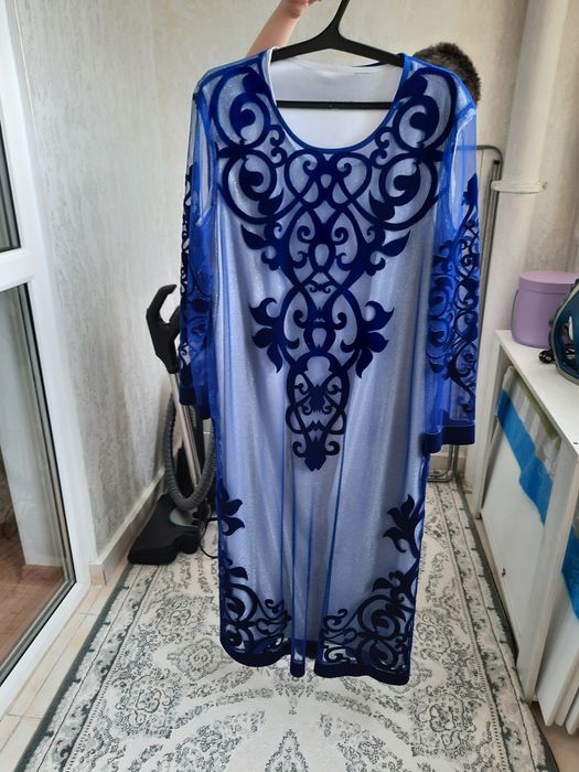 Әдемі  оюлы көйлек  сатам