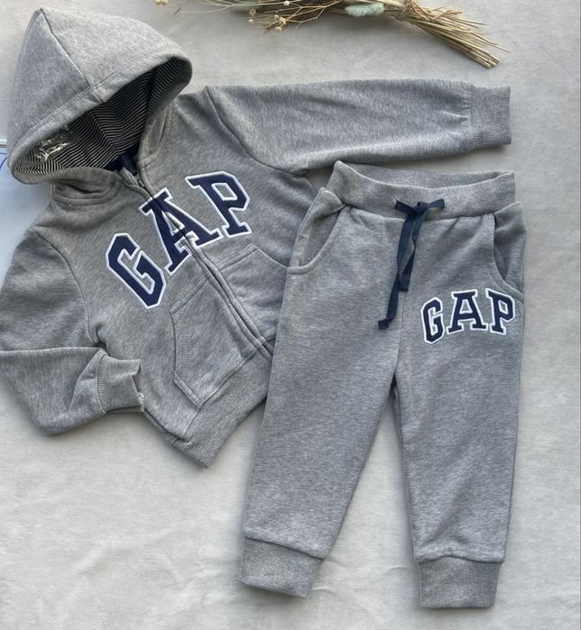Спортивный комлект GAP