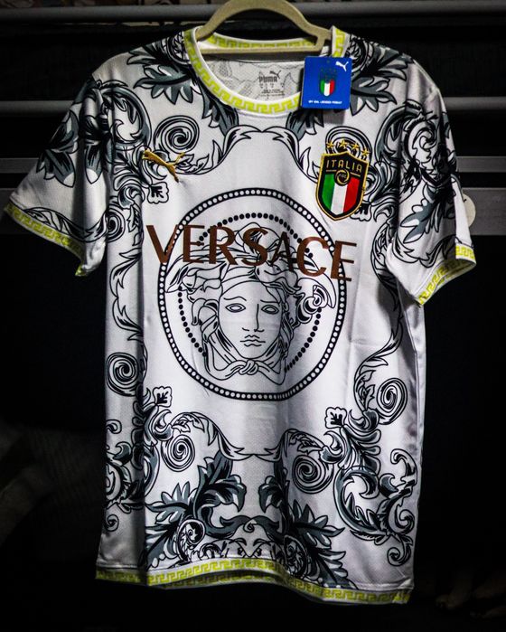 Vând tricou fotbal Italia×Versace alb
