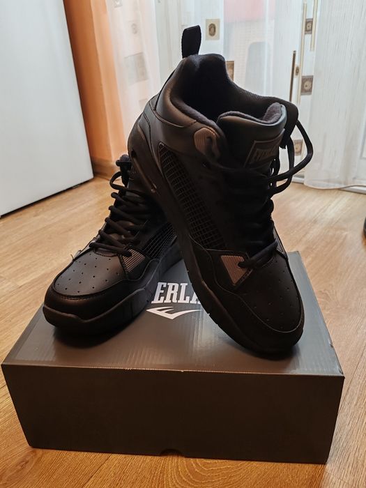 Adidași everlast noi nr 42