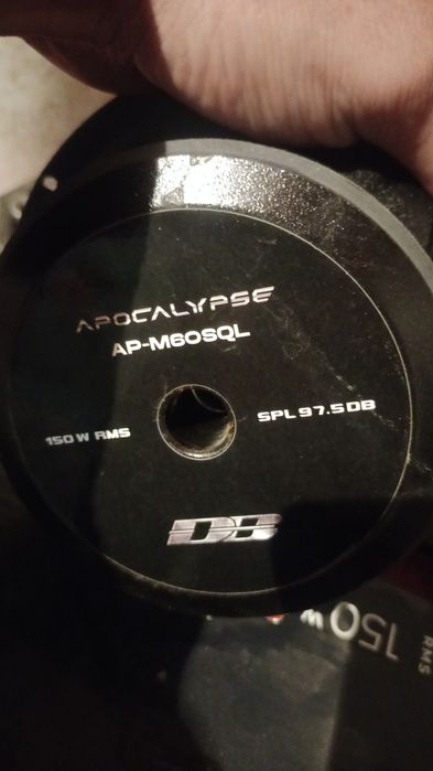 Продам саб колонки и усилитель