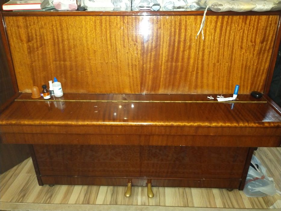 Пианино отдам бесплатно