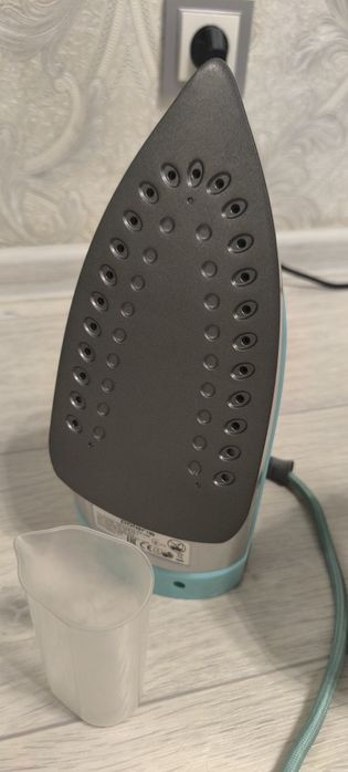 Утюг Polaris, Maxwell, Sokany.