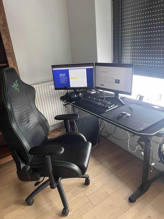 Setup Pc Complet 2 Monitoare + i5-13400f Nividia 4060 32 gb ram - 1 TB