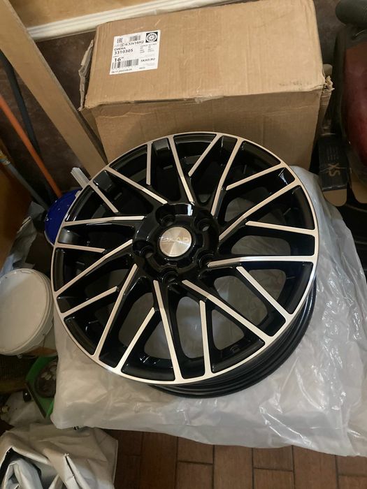 Колеса в сборе R16