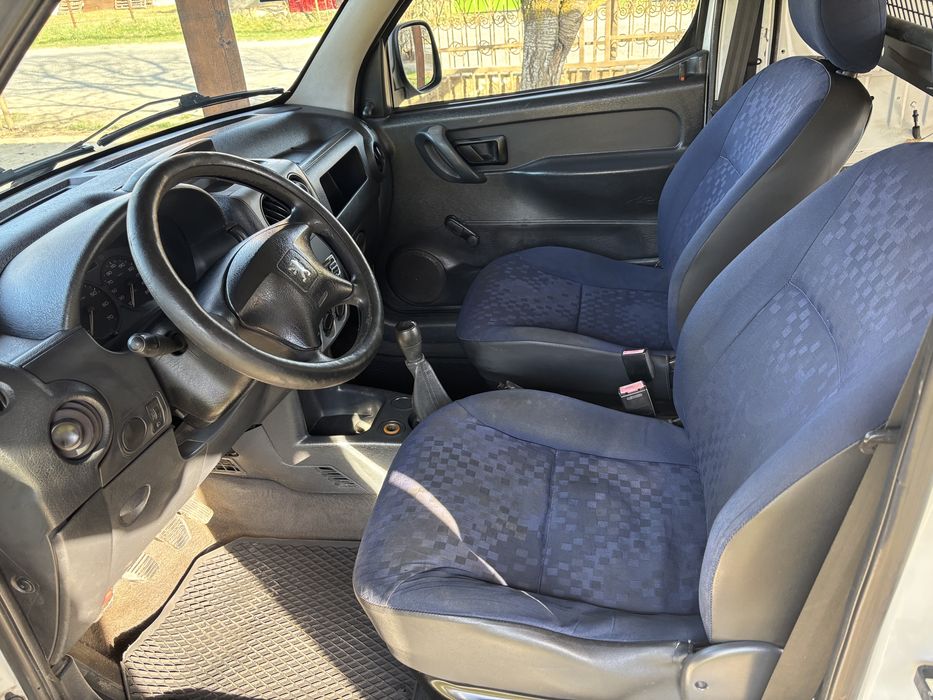 Peugeot Partner Furgon 1.6 HDI 75 CP - 2008
