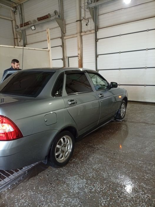 Продам срочно приору