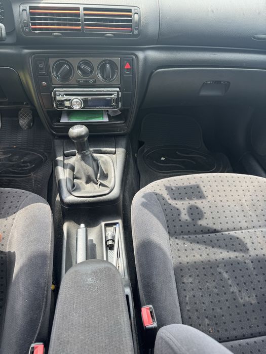 VW Passat B5 1.8 125 на части