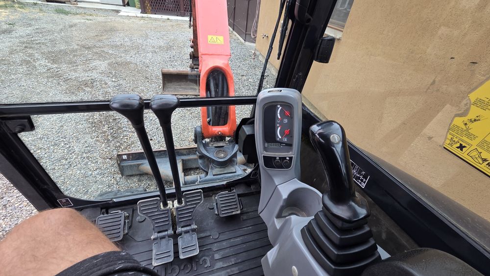 Vând Miniexcavator Kubota 030-4
