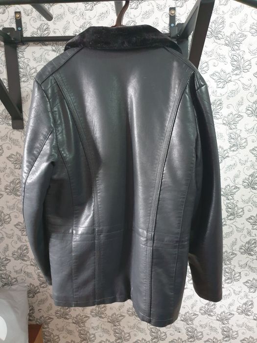 Продам кожанную куртку