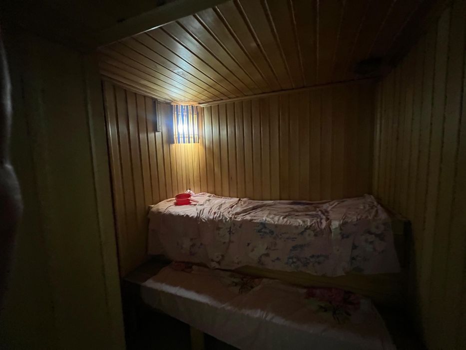 двухэтажный дом в центре города