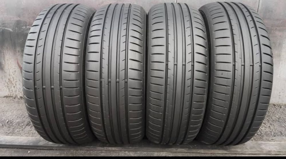 4бр. летни гуми 205/65/15 Dunlop Sport BlueResponse