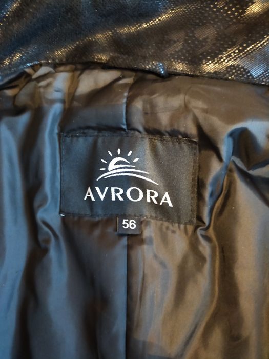 Продам пальто с норковым воротником