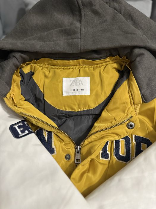 Бомбър яке с кожени ръкави Zara