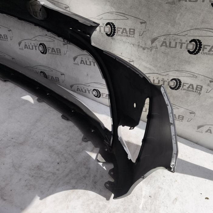 Bara fata Toyota Yaris Facelift an 2017-2018-2019-2020