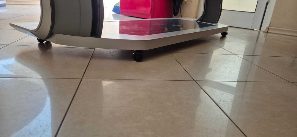 Продавам плазмен телевизор Panasonic 50 инча + стойка - 150 евро