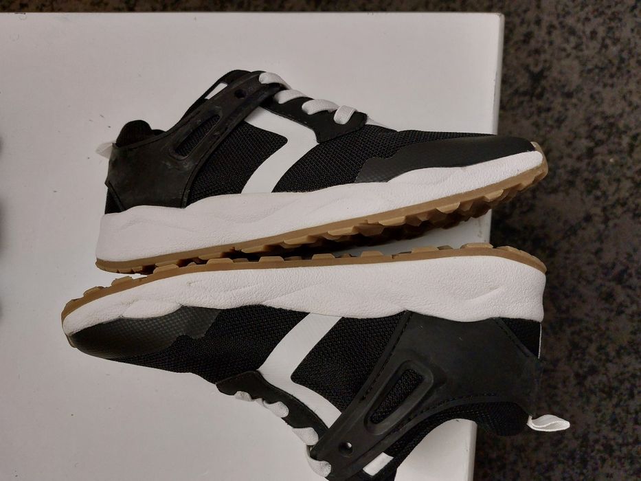 Pantofi sport H&M nr. 35