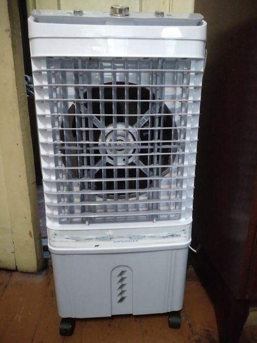 Продам водяной охлодитель воздуха