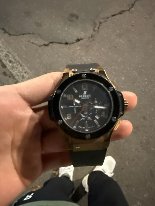 Hublot soat 1/1 kopiya azgina ishi bor soati