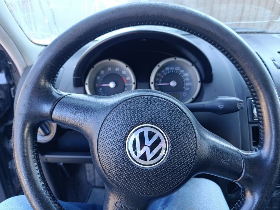 Volkswagen polo  2001