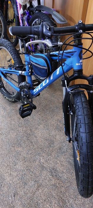 Детский двухподвесной велосипед.