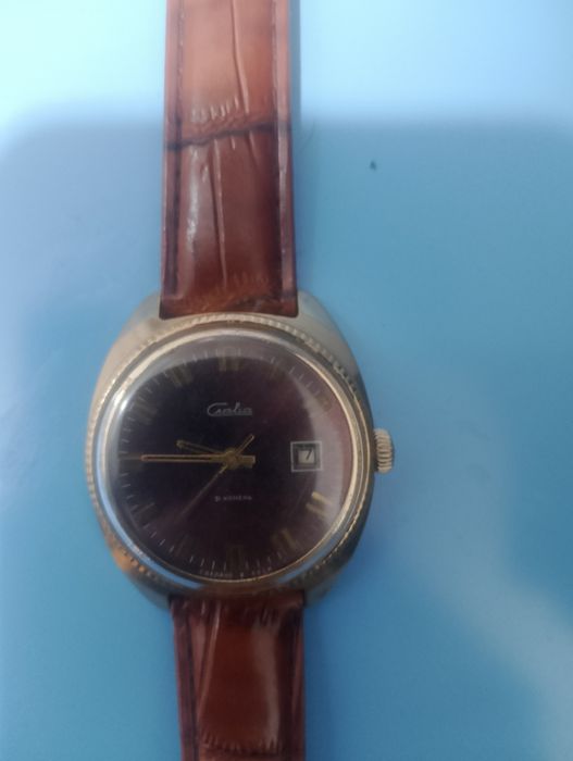 Часы Слава СССР.21 камень