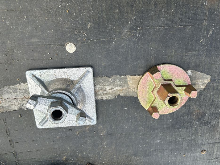 Гайки и шпилки за кофраж