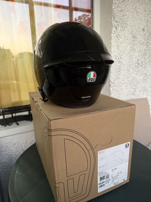 Каска AGV черен лак
